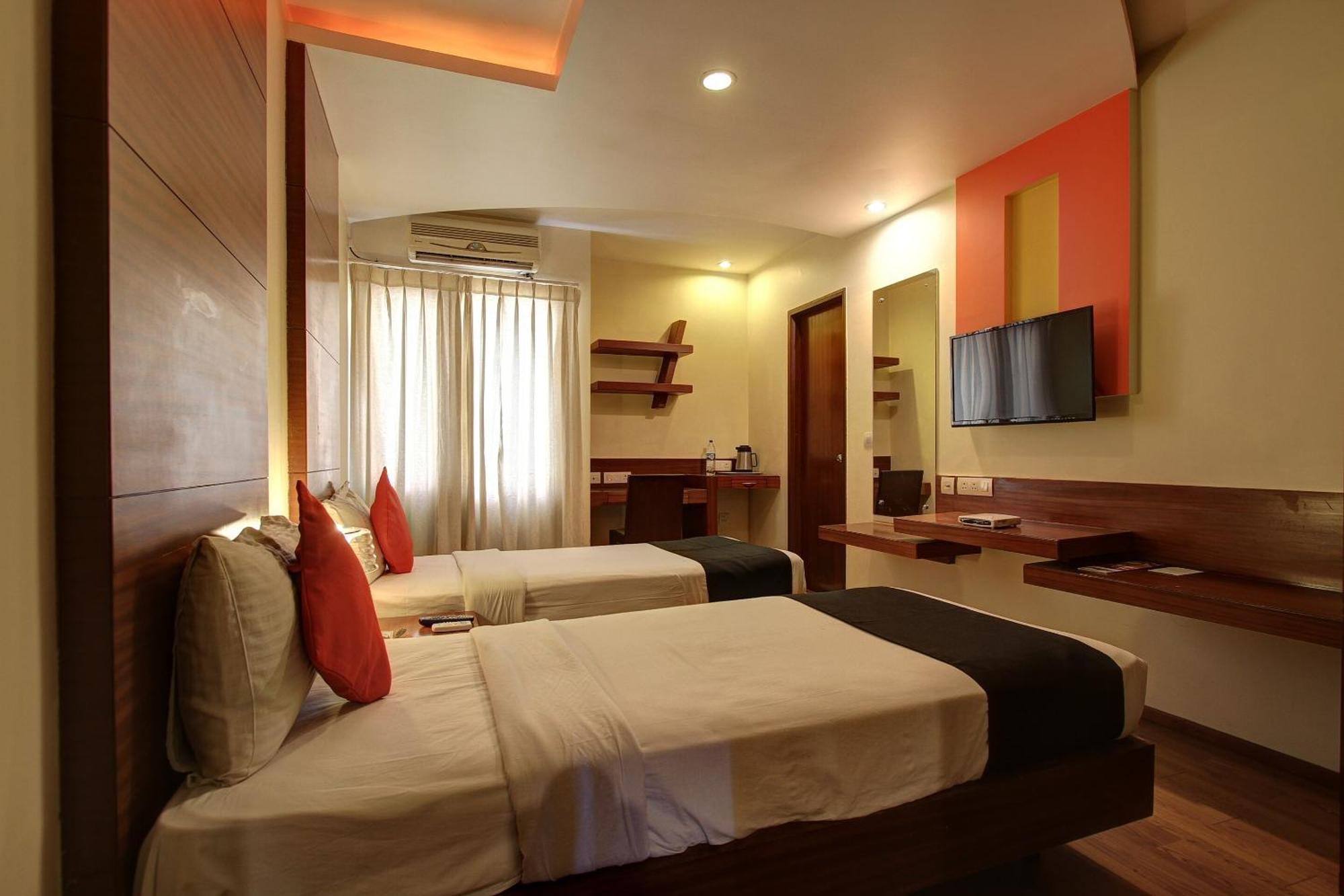 Townhouse Jp Residency Near Delhi Airport Hotel New Delhi Exterior photo